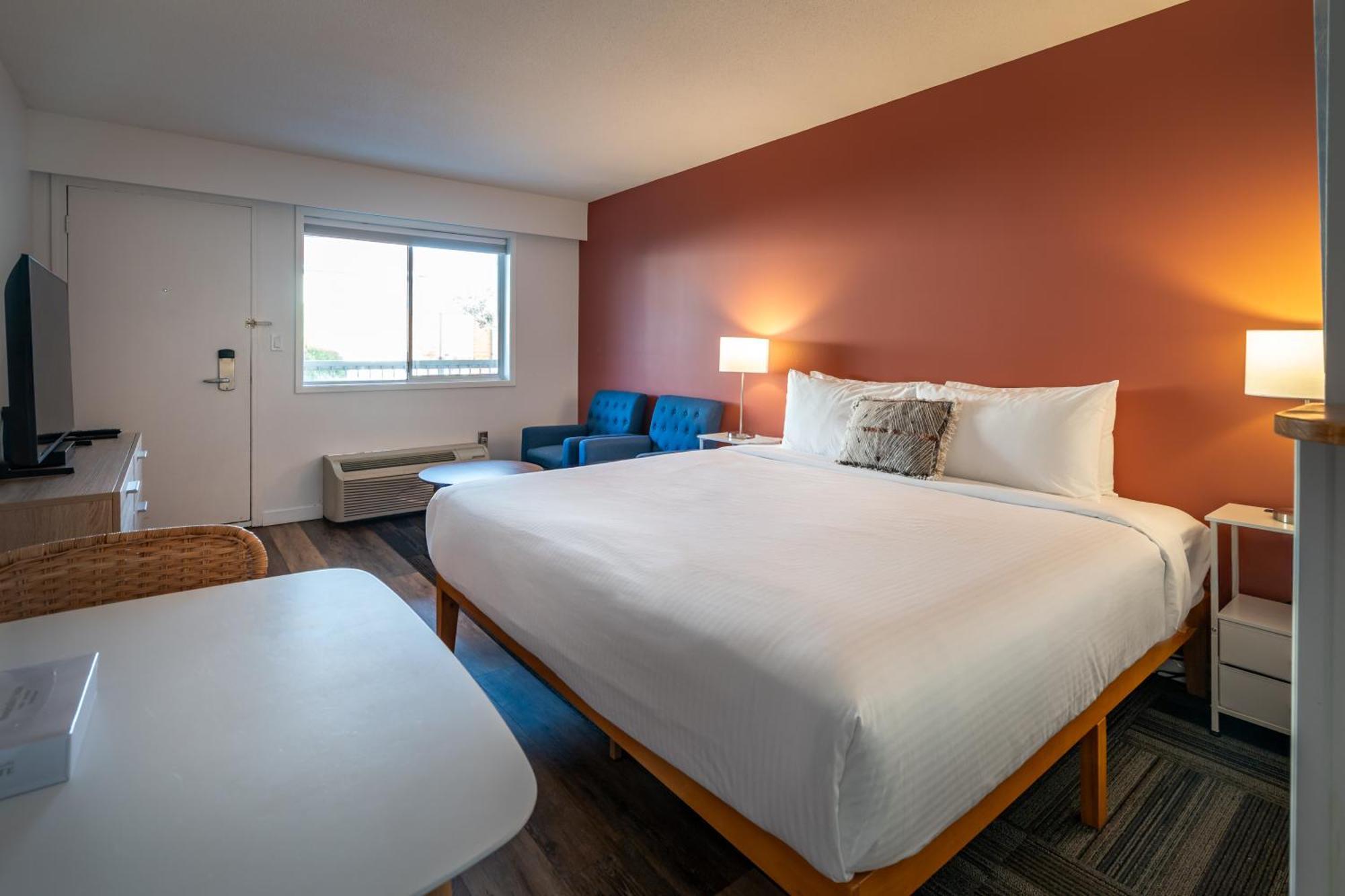 Okanagan Lakefront Resort Penticton Exterior foto